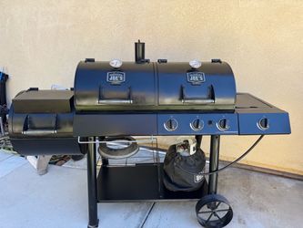 Oklahoma Joe's Combo Smoker and Gas Grill