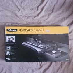 Followes Keyboard Drawer