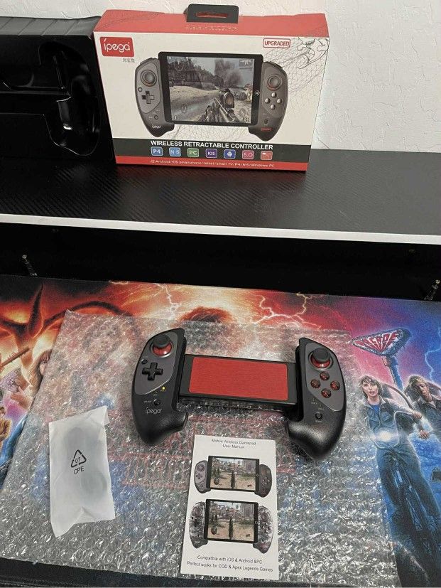 New Ipega-PG-9083S Wireless Game Controller for iPhone14/13/12/11/X,XR/iPad for Galaxy S23/S22/S21/S10+/ Note20/10 VIVO, One Plus, Android Smartphone 