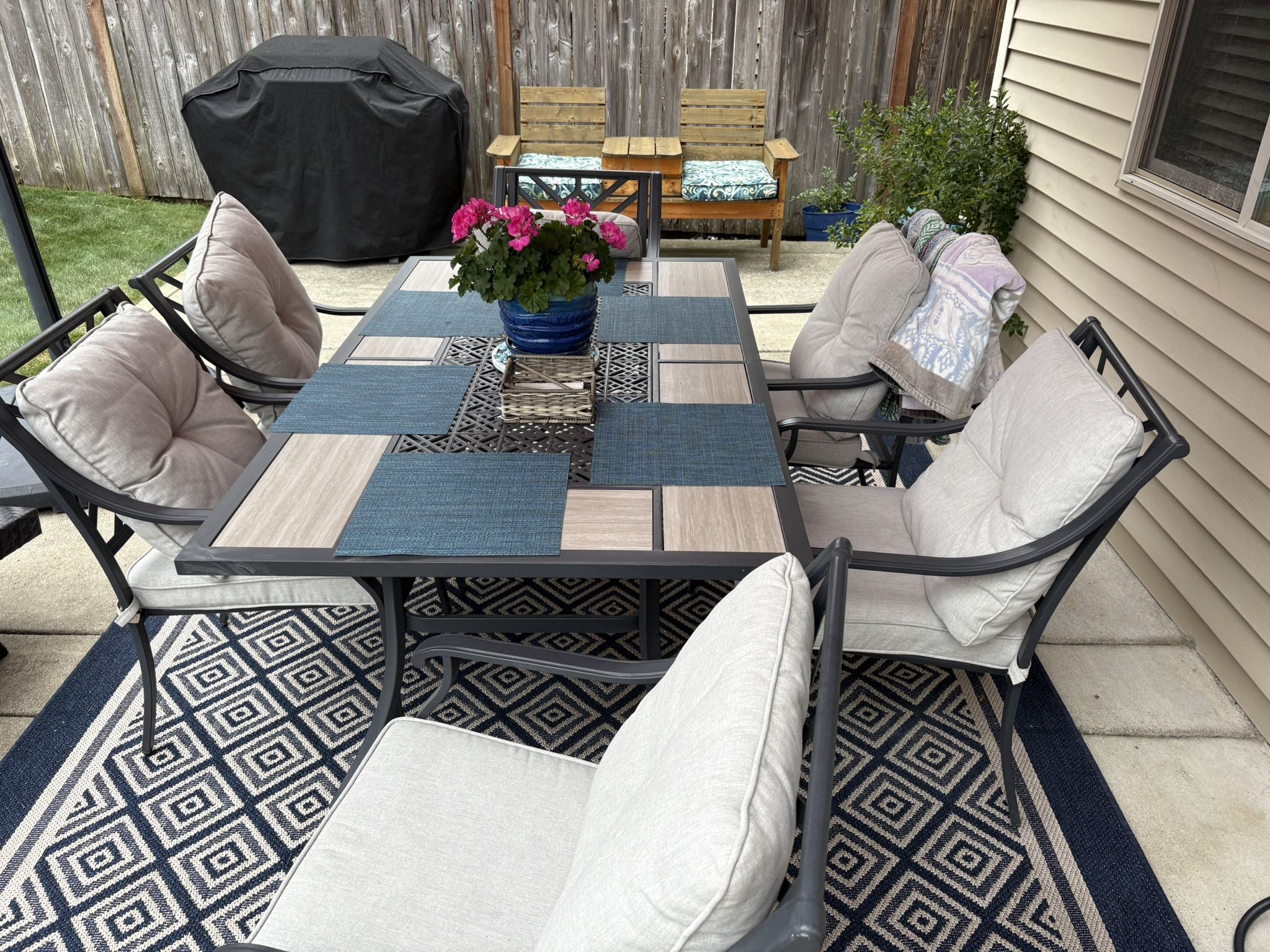 67x40 Patio Table And Chairs