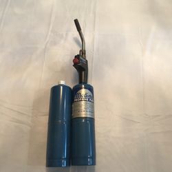 Medina propane fuel cylinders and torch