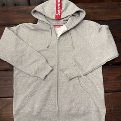 Supreme Logo Tape Zip Up Hoodie