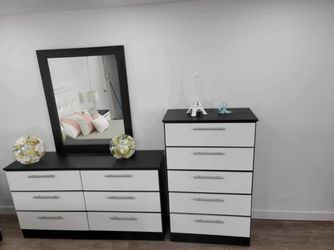 Dresser whit mirror and chest - Cómoda con espejo y gavetero