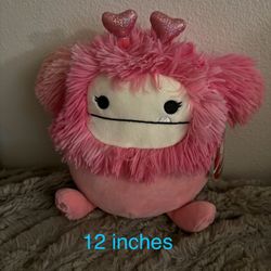 Squishmallows Caparinne Bigfoot Yeti Valentine Pink Plush Toy 12”