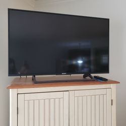 Sony 43" 4K  Ultra HD Smart LED TV