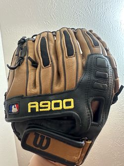 Wilson A900 Baseball Glove