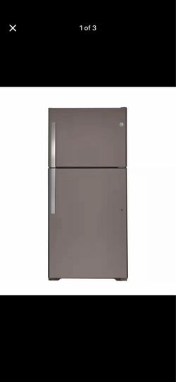 GE 19.2 cu. ft. Top Freezer Fridge NEW