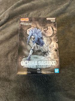 Naruto statue