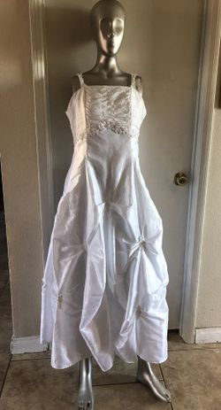White wedding dress