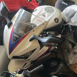 2012 Honda CBR Sport-Bike 25th Anniversary Edition 
