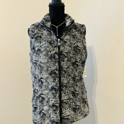 JM Collection Faux Fur Zip Up Vest Size Small