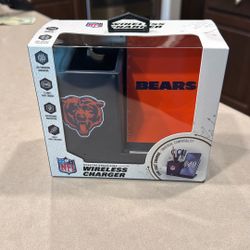 Chicago Bears Desktop Organizer – Wireless Phone Charger