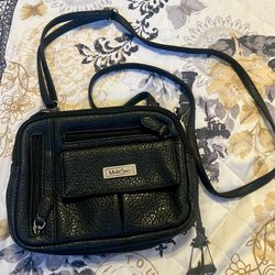 MultiSac Black Pebbled Crossbody Bag Zip Closure, Lined, Silver Hardware