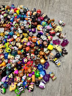 Disney doorables lot