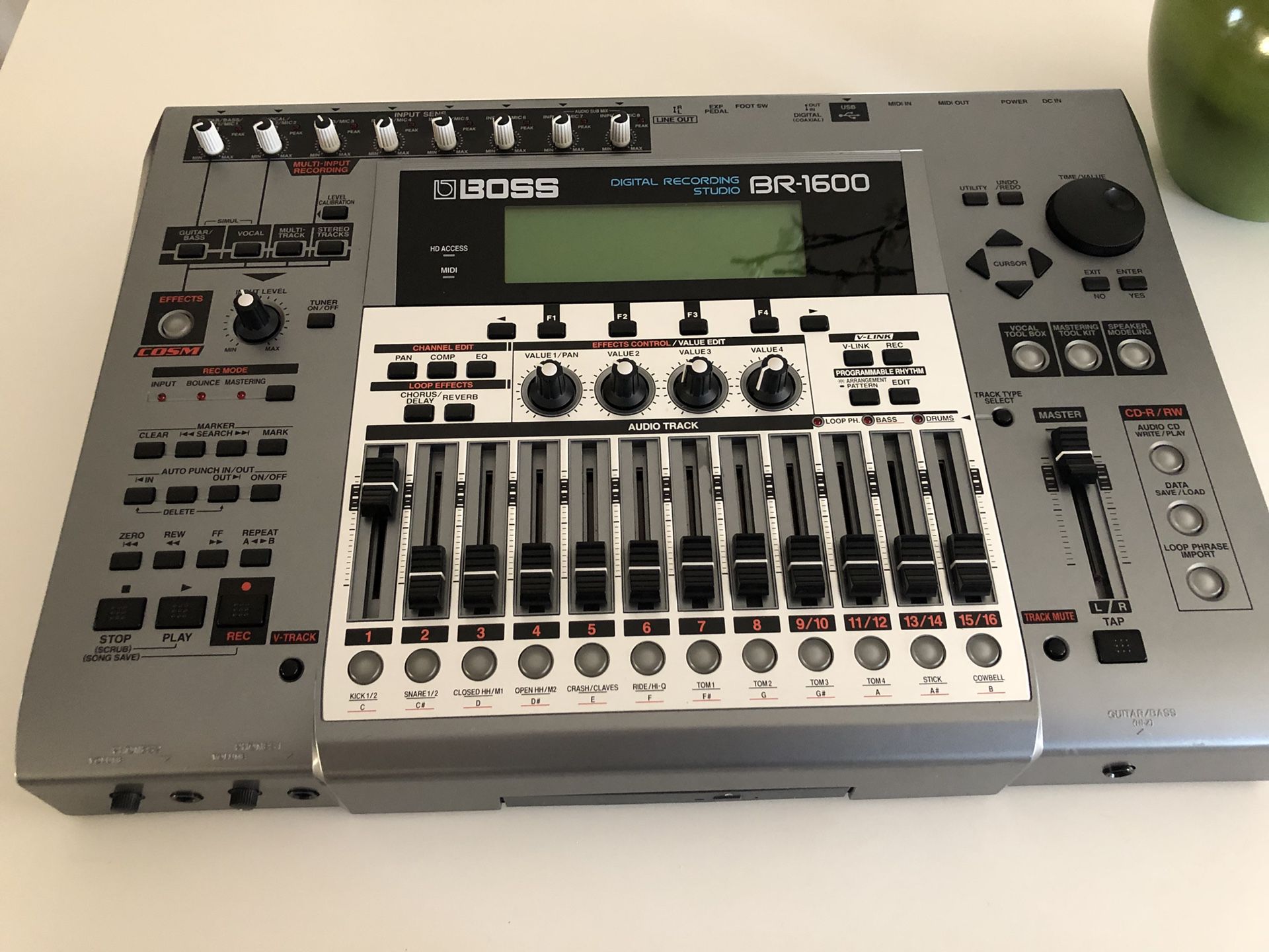 BOSS Roland BR-1600 br1600CD for Sale in Los Angeles, CA - OfferUp