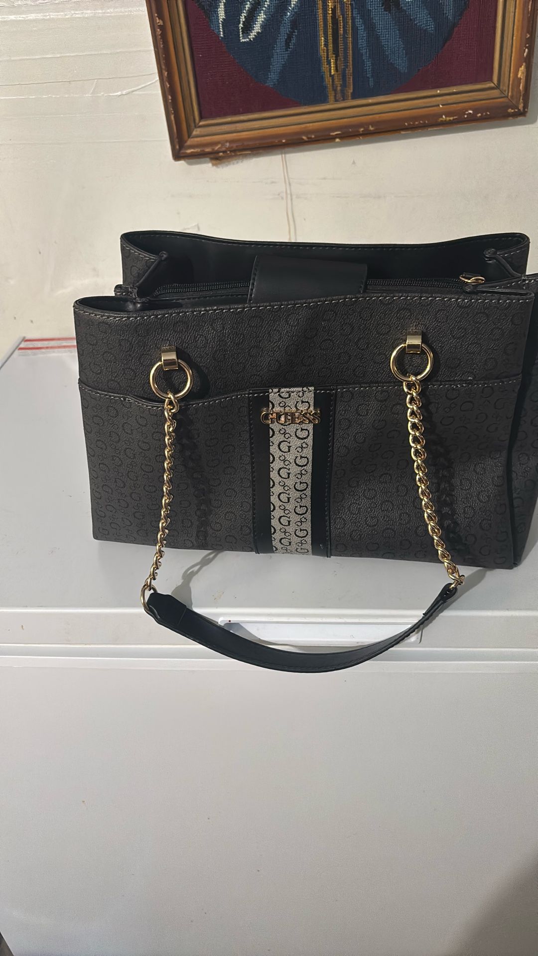 Guest purse