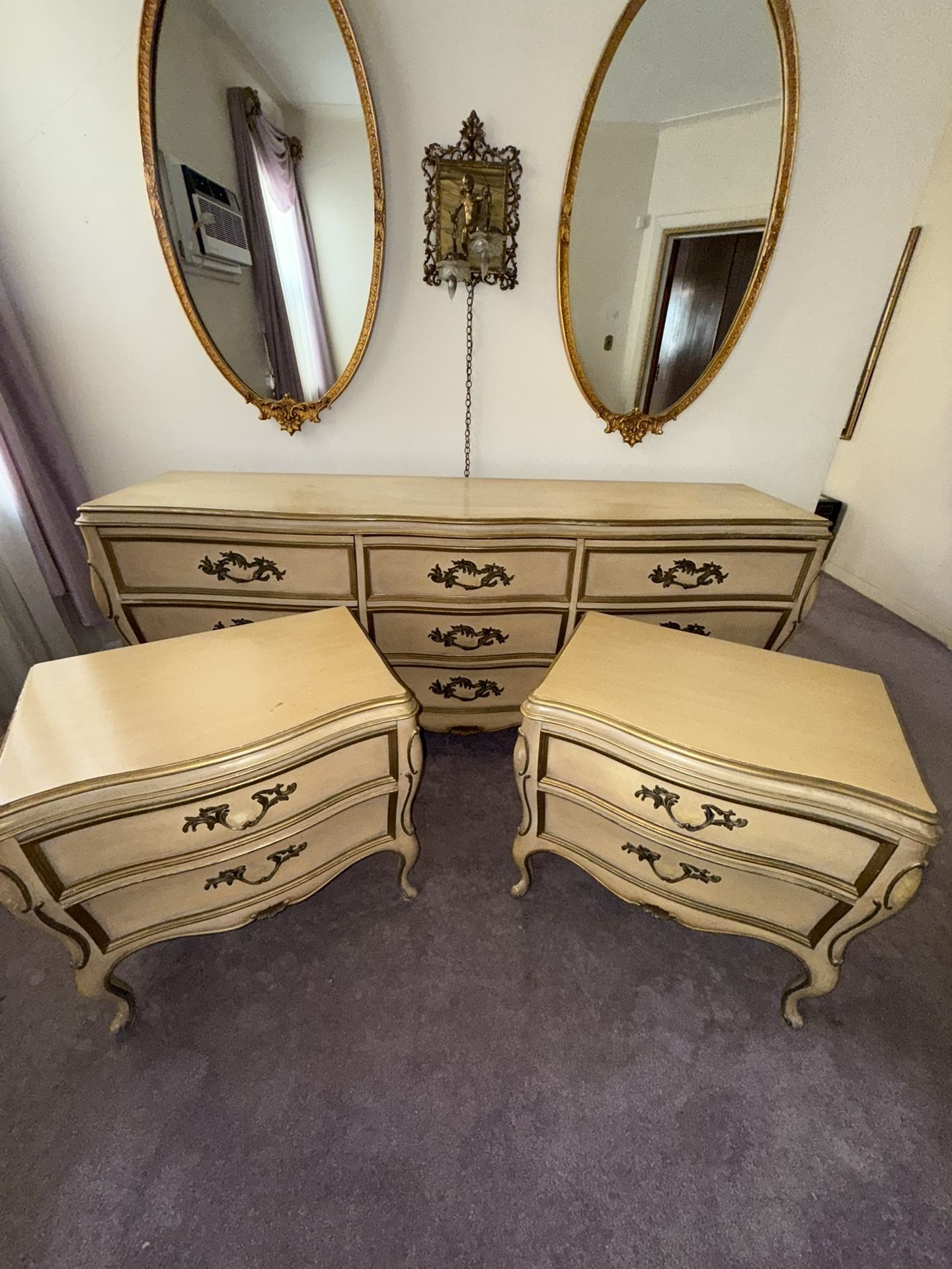 Vintage Century French Provincial 3-Piece Bedroom Set β Dresser & 2 Nightstands β Solid Wood