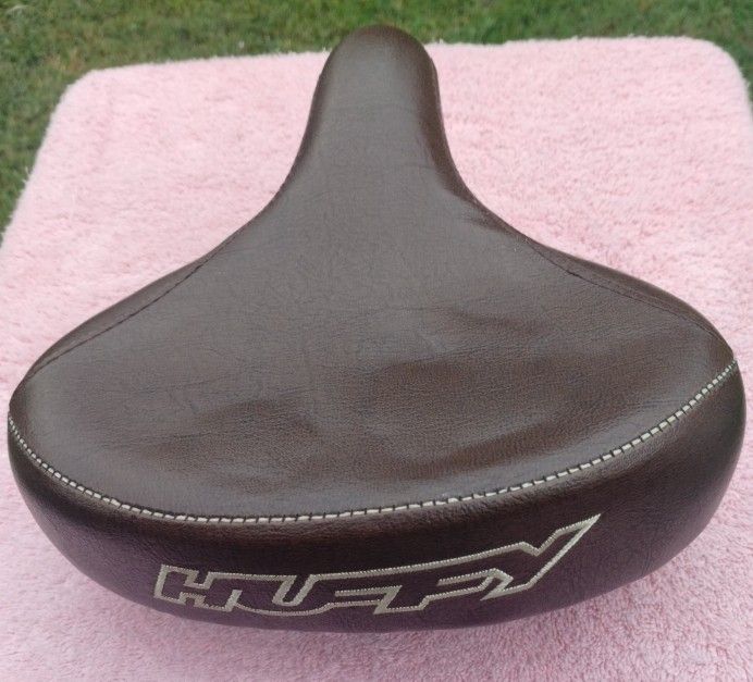 (YES IT'S STILL AVAILABLE) Huffy Beach Cruiser Bicycle Seat