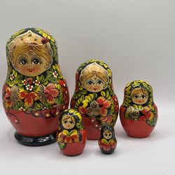 Hand-Painted Russian Matryoshka (Babushka) Nesting Dolls-Set of 5-NEW Old Stock🪆See Full Details Below🪆