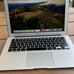 Apple MacBook Air 13” i5/4GB/256GB SSD $180 