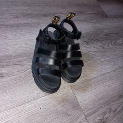 Dr Martens Women's Blaire hydro leather Sandals