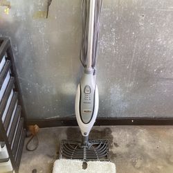 Shark Professional Floor Steamer With New Pad