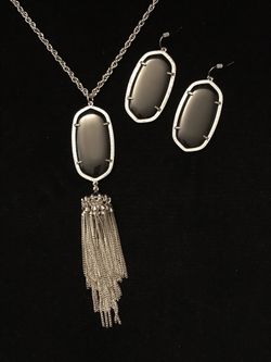 Earrings/Necklace Set