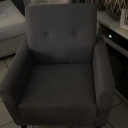 Chair Need Gone ASAP 