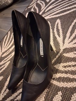 leather pumps from the main Charles David line