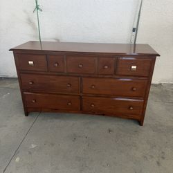 6 Drawer Brown Wooden Dresser !