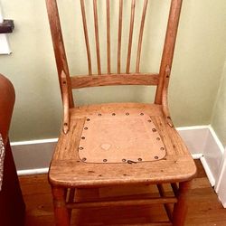 Beautiful Vintage Chair Leather Base