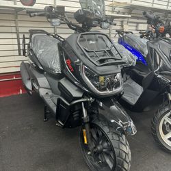 Brand New Tank 3 Pro 200cc Gas Scooter 