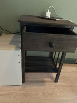 Side Table/nightstand