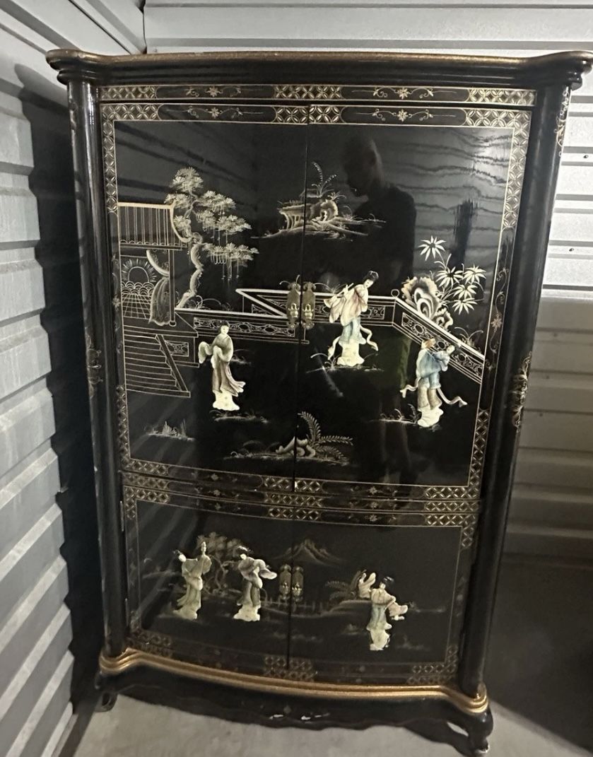Chinese Black Lacquer Wedding Chest - Mother of Pearl figure accents