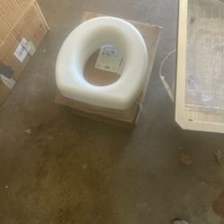 Toilet Seat Riser