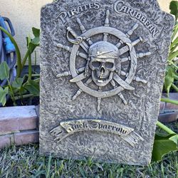 Pirates Of The Caribbean Gravestone 