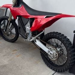 Stark Varg Alpha 80hp Mx 2025