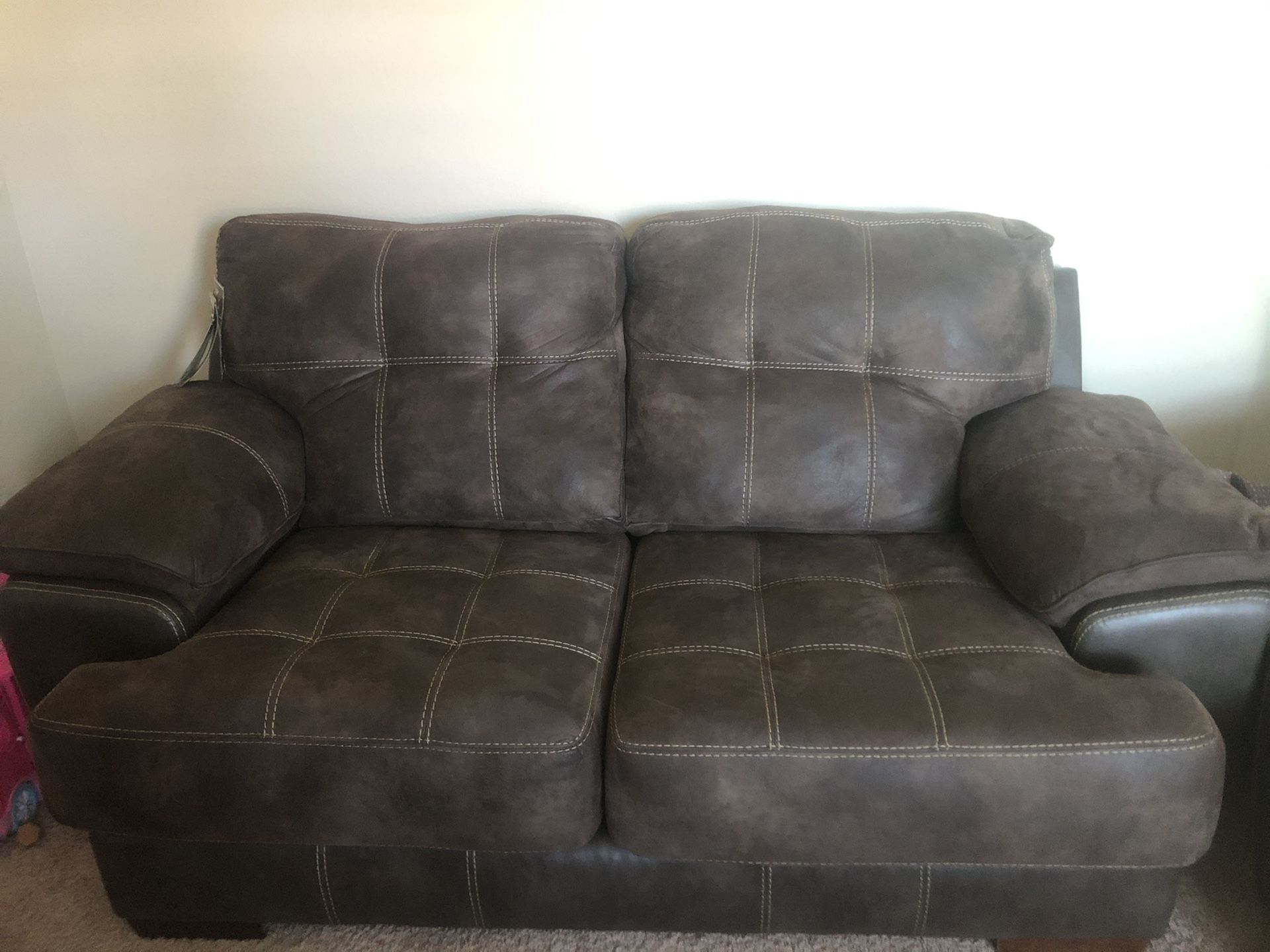 Drummond Loveseat