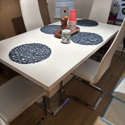 All White Table With Chairs 