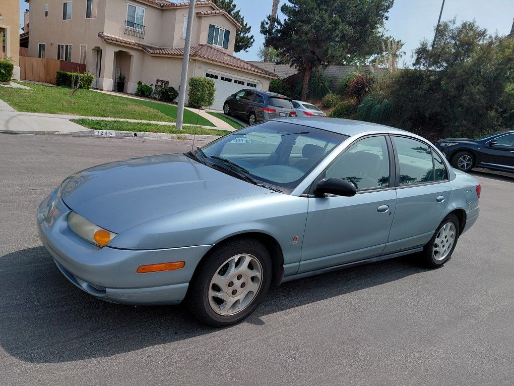 Beautiful 2002 Saturn
