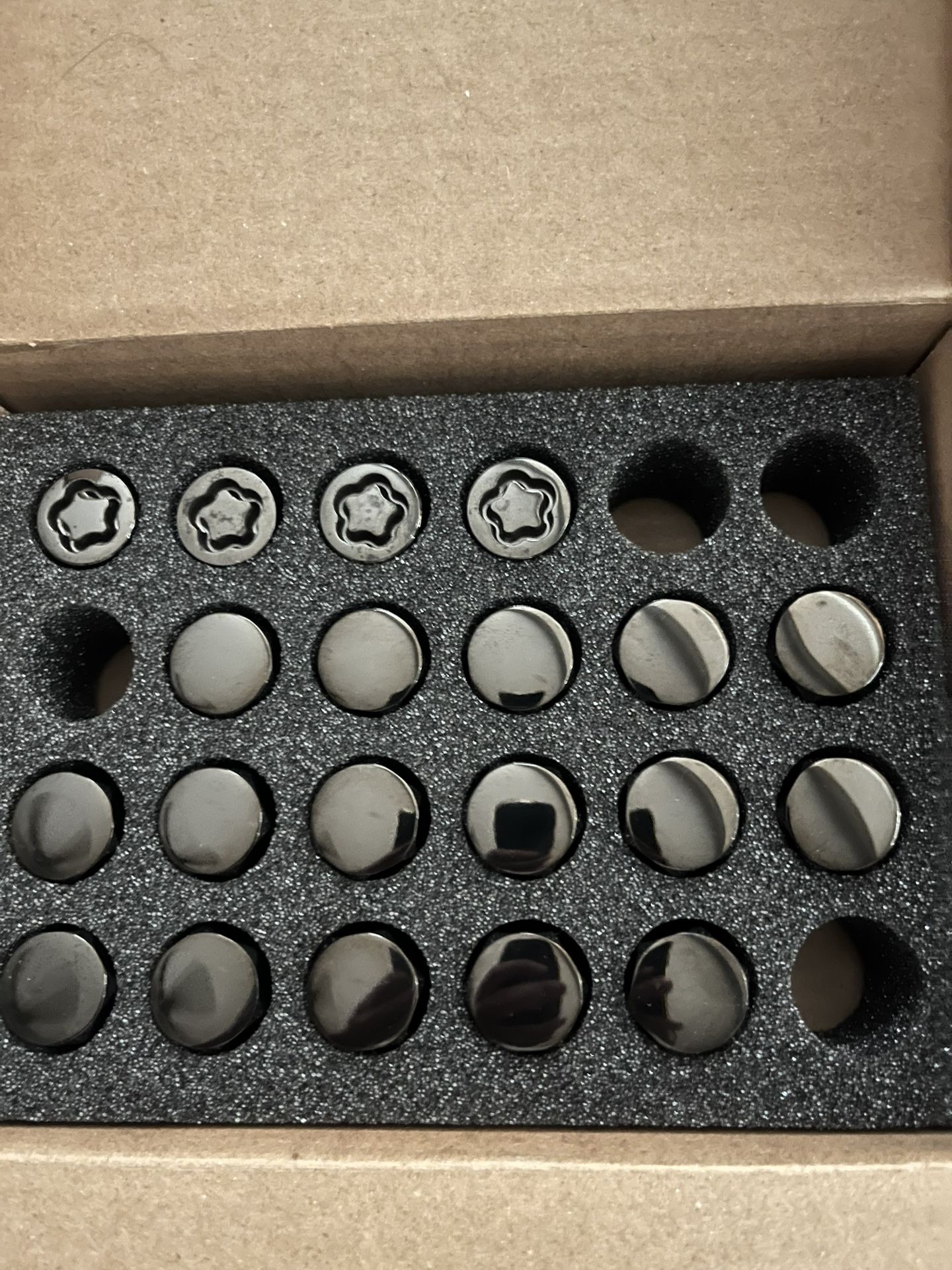 Camaro Lug Nuts