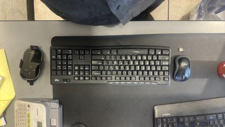 Matching Keyboard and Wireless Mouse