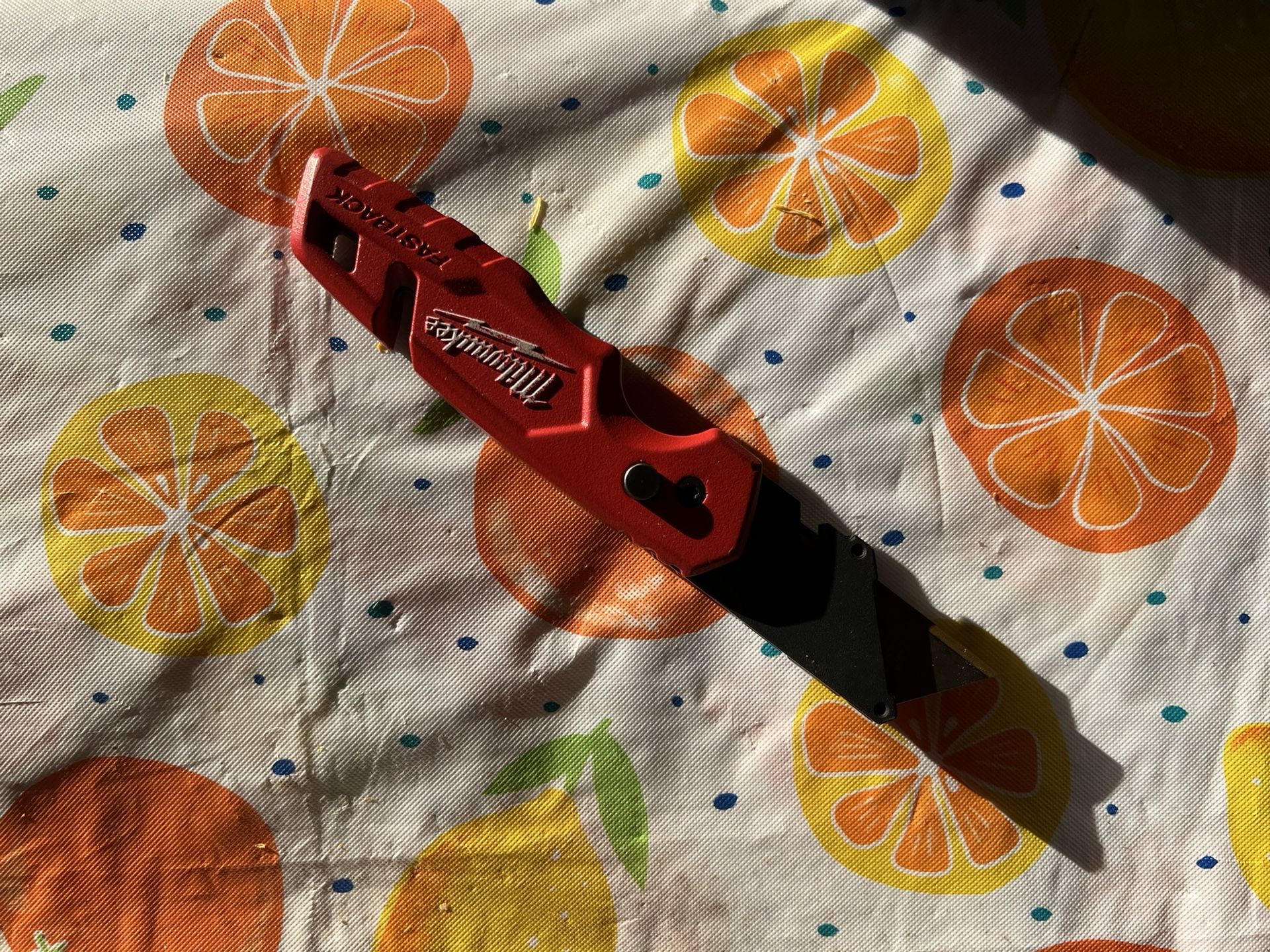 Milwaukee Box Cutter