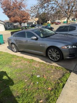 2013 Jaguar XJ-Series