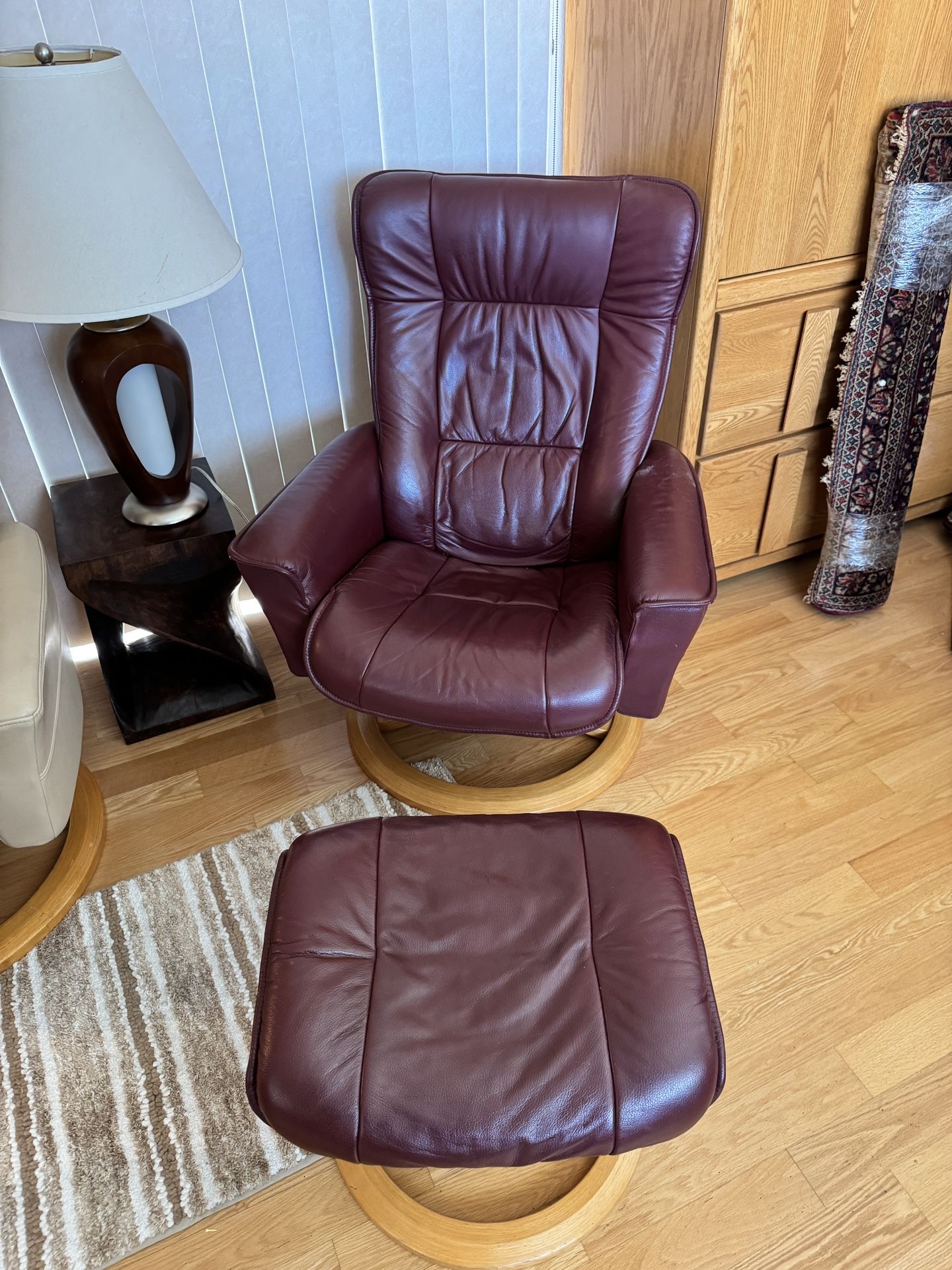 Leather Chairs With Ottoman- Recline 