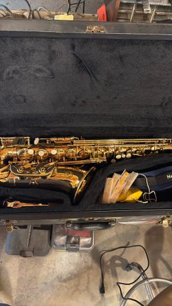 Alto Student Saxophone -trade ?