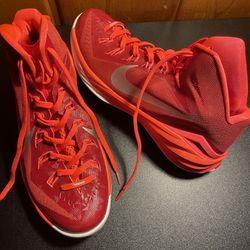 Red Nike Men's Hyperdunk Basketball Shoes 