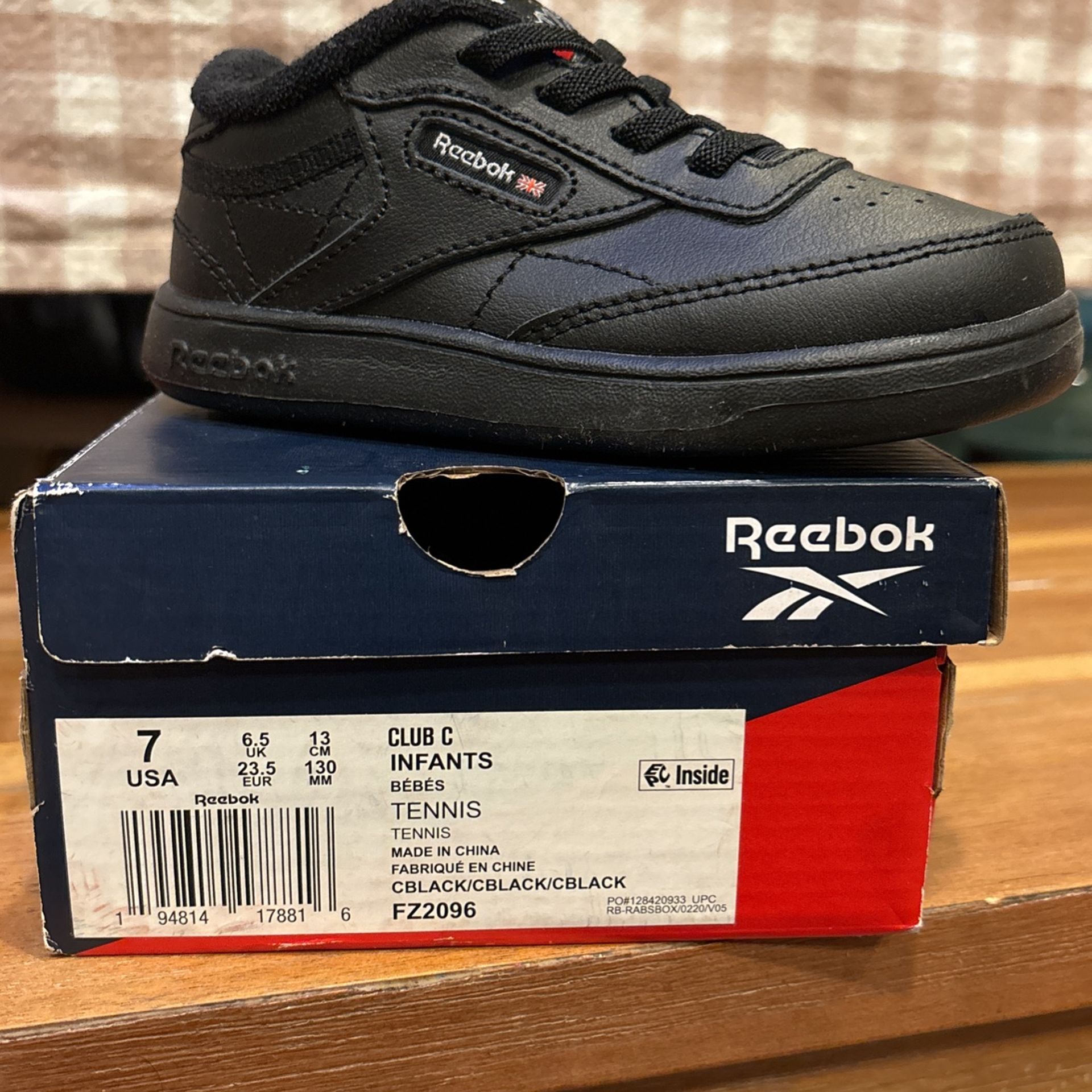 Kids Size Reebok Club C Shoes