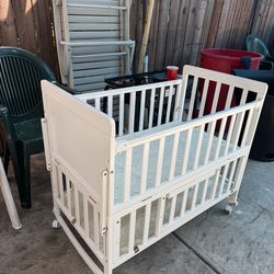 Selling some baby items