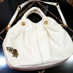 Gianni Bini White Patent Leather Large Bucket Purse 12in x 20in 